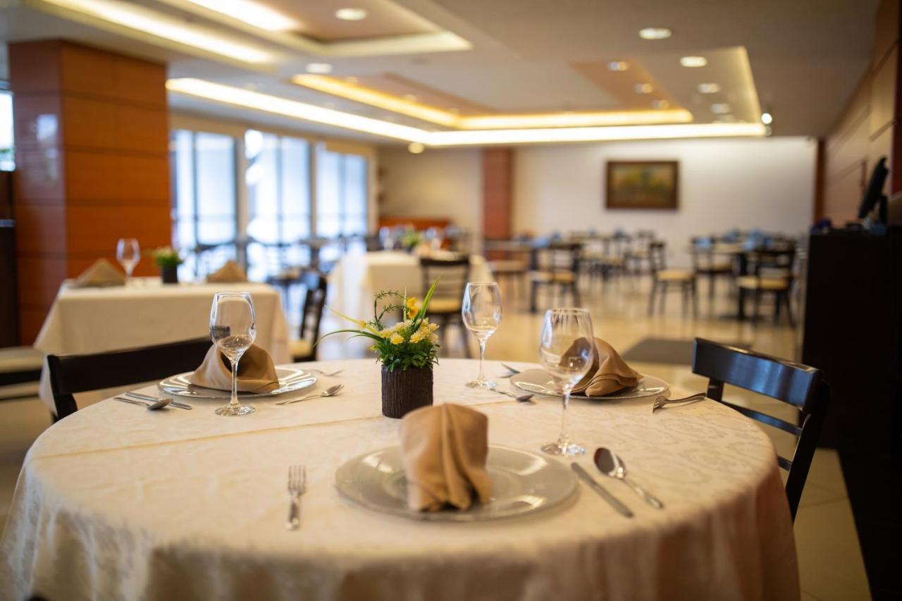 Hotel Horizon & Convention Center Морелія Екстер'єр фото