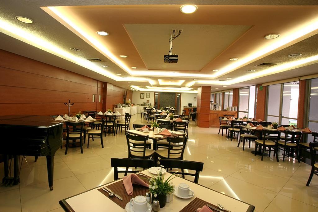 Hotel Horizon & Convention Center Морелія Екстер'єр фото